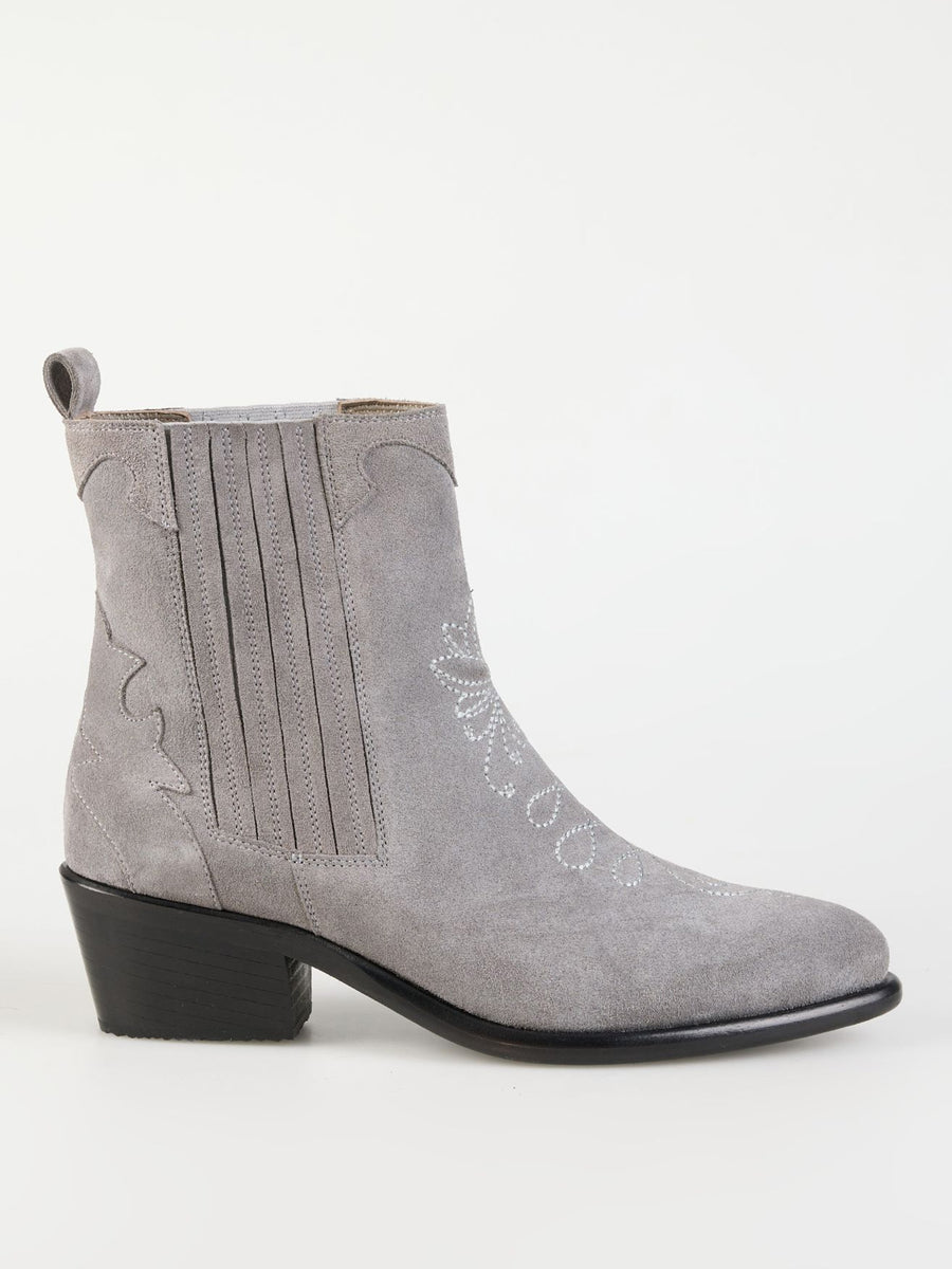 Padme Suede Boot