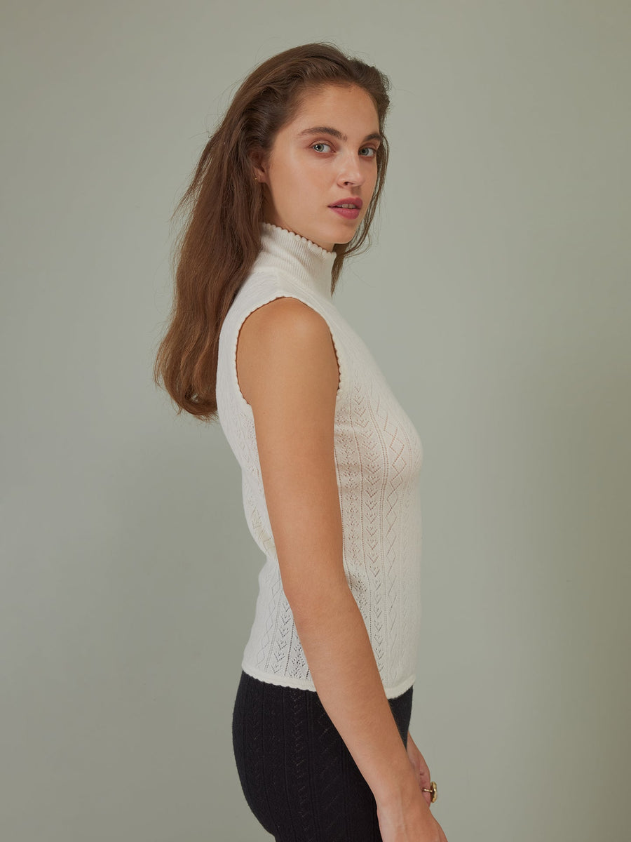 Hearts in a Row Knit Sleeveless Turtleneck