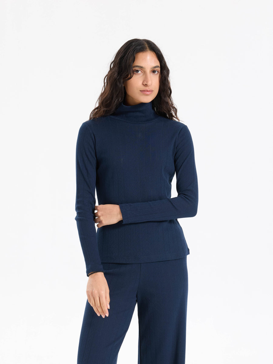 Hearts in a Row Long Sleeve Turtleneck