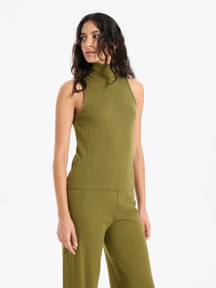 Hearts in a Row Sleeveless Turtleneck